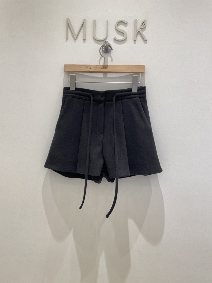 MUSK東大門㊣實拍女士新款真品職業時尚休閑熱賣人氣25秋冬短褲MUSK短褲圖色2