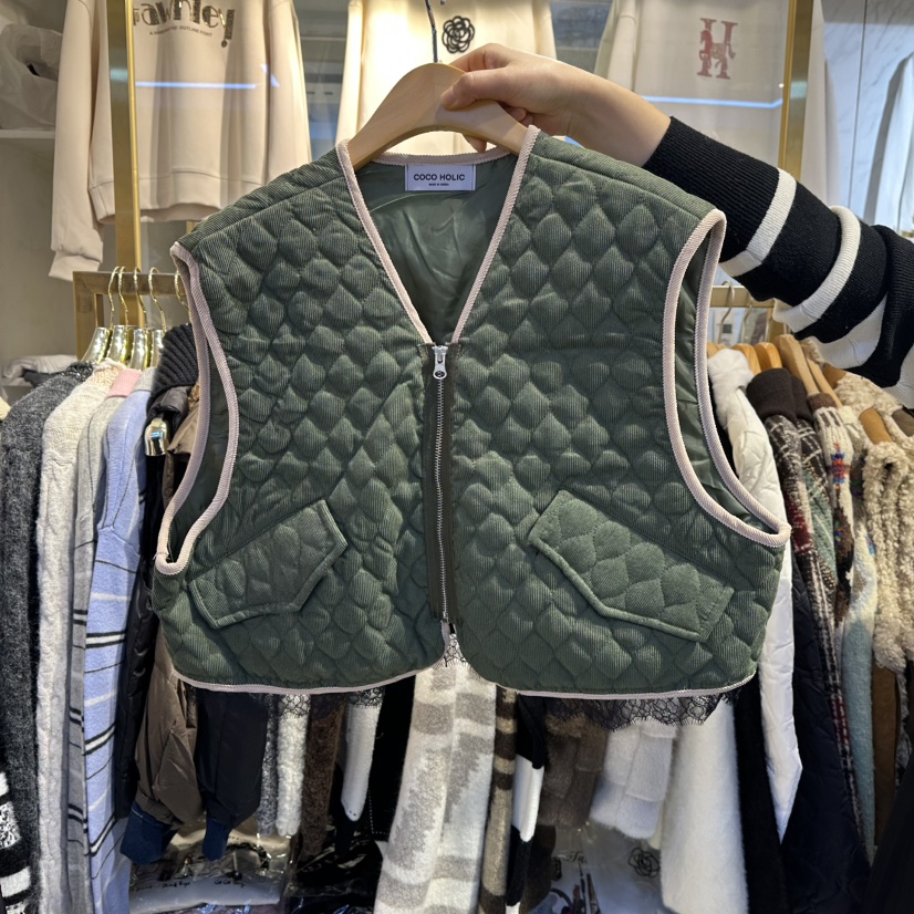 COCO HOLIC東大門㊣直郵女裝新品真品時尚推薦人氣馬甲蕾絲COCO HOLIC馬甲圖色1