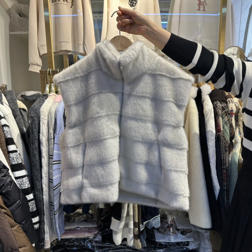 COCO HOLIC東大門㊣實拍女裝新品休閑25秋冬職業真品馬甲毛皮COCO HOLIC馬甲圖色2