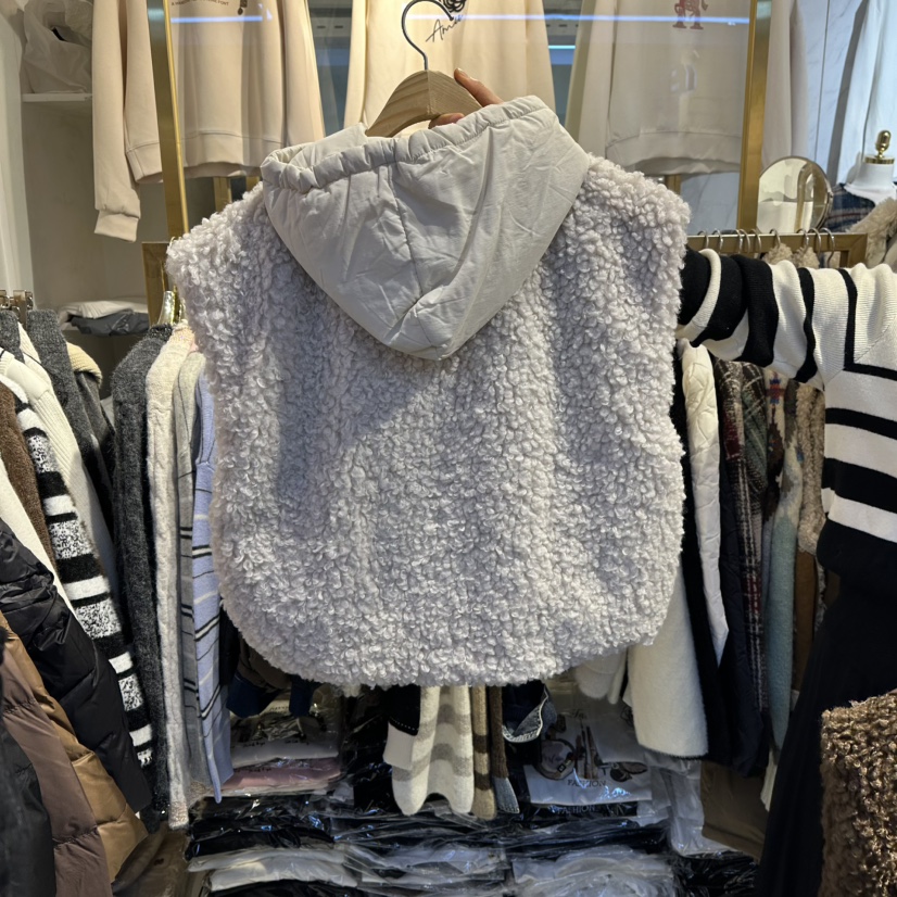 COCO HOLIC東大門㊣直郵女士新款推薦熱賣馬甲里外穿雙面連帽COCO HOLIC馬甲