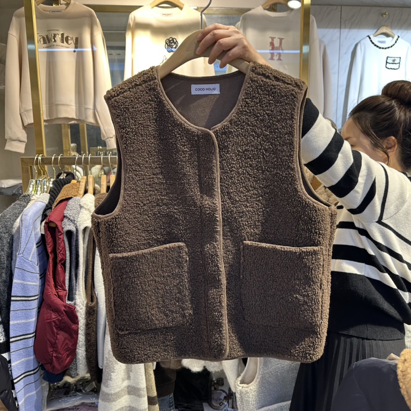 COCO HOLIC東大門㊣代購女士新品人氣休閑時尚馬甲抓絨拉鏈COCO HOLIC馬甲圖色2