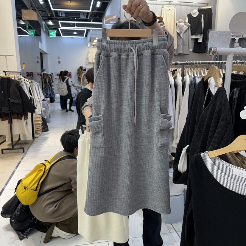 K STORY韓國直郵㊣女裝新款25秋冬熱賣時尚休閑人氣真品長裙K STORY長裙圖色2