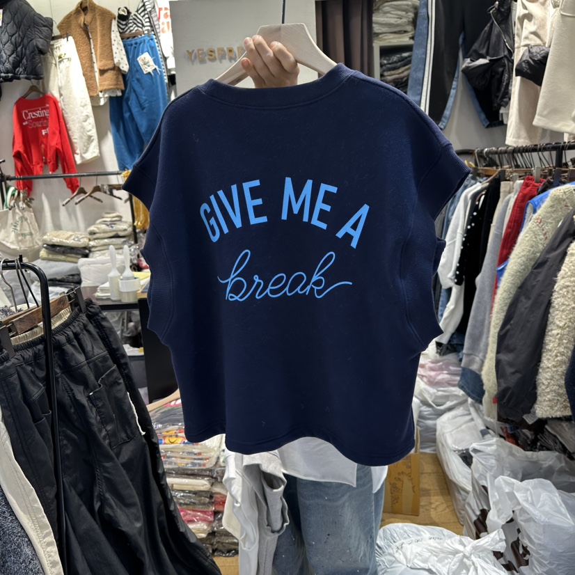 YESFREE韓國代購㊣女士新款熱賣人氣真品時尚休閑職業馬甲加絨YESFREE馬甲圖色2