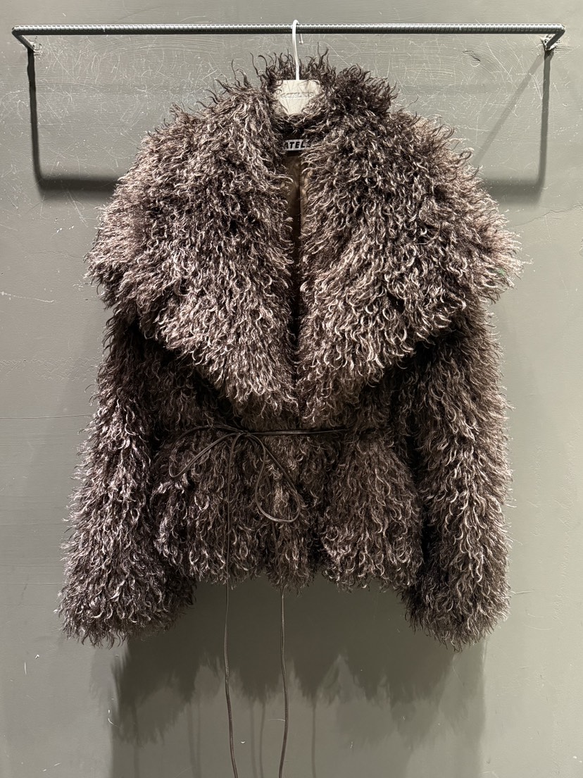 GATELESS東大門㊣代購女裝新品真品時尚短款大衣含腰繩毛皮GATELESS短款大衣圖色2