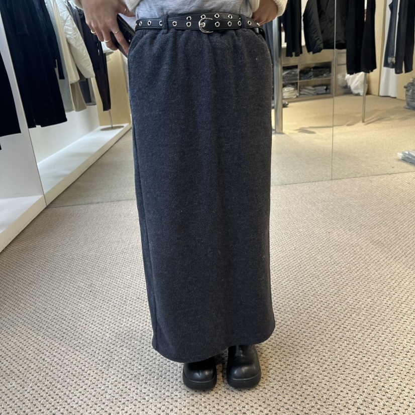 ARTISANAL韓國直郵㊣女裝新品時尚熱賣真品推薦長裙不含腰帶ARTISANAL長裙圖色2墨色