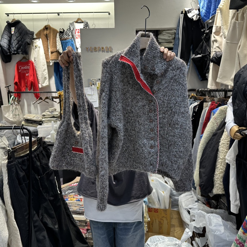 YESFREE東大門㊣代購女裝新品時尚休閑熱賣毛衣含包套裝高領YESFREE毛衣圖色2