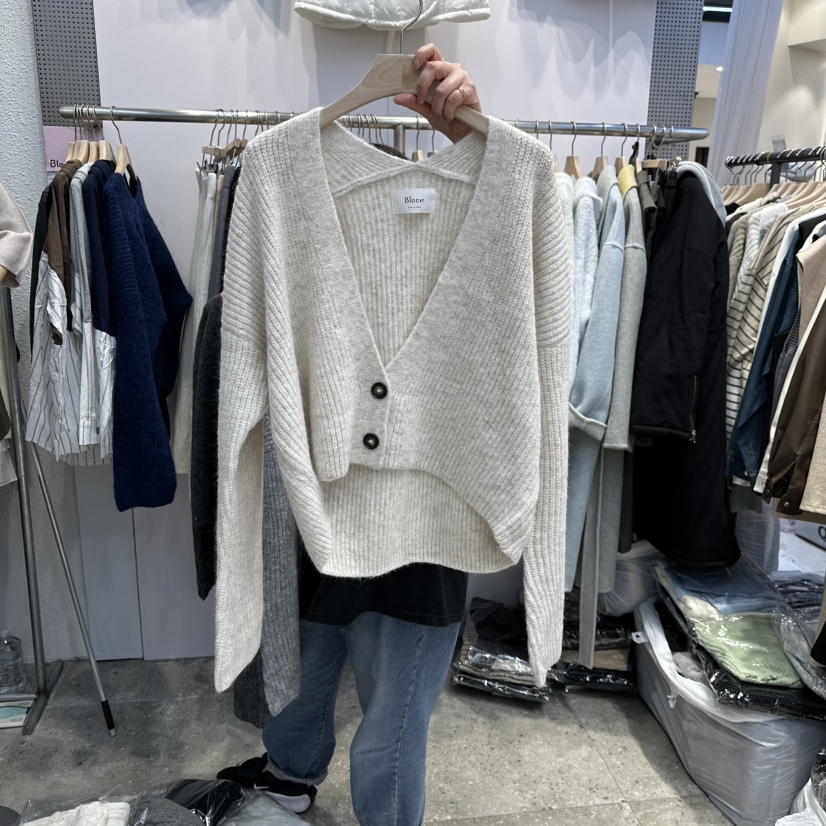 BLOOM韓國直郵㊣女士新品推薦時尚職業真品熱賣針織衫短款開衫BLOOM-Q針織衫圖色1