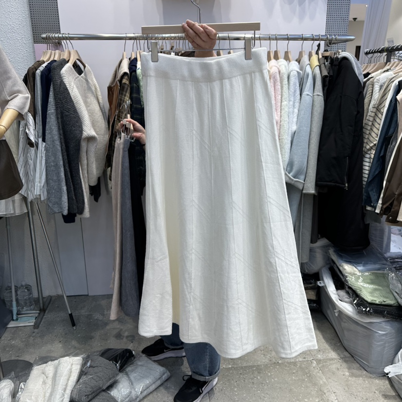 BLOOM東大門㊣直郵女裝新款25秋冬推薦職業人氣熱賣長裙刺繡BLOOM-Q長裙