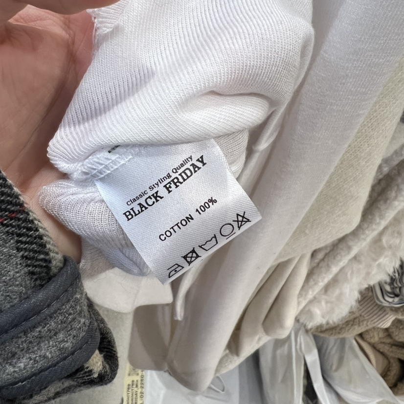 BLACKFRIDAY東大門㊣直郵女裝新款25秋冬時尚推薦真品長袖T恤BLACK FRIDAY長袖T恤