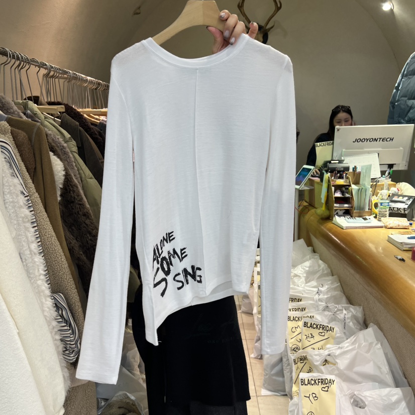 BLACKFRIDAY東大門㊣直郵女裝新款25秋冬時尚推薦真品長袖T恤BLACK FRIDAY長袖T恤圖色2