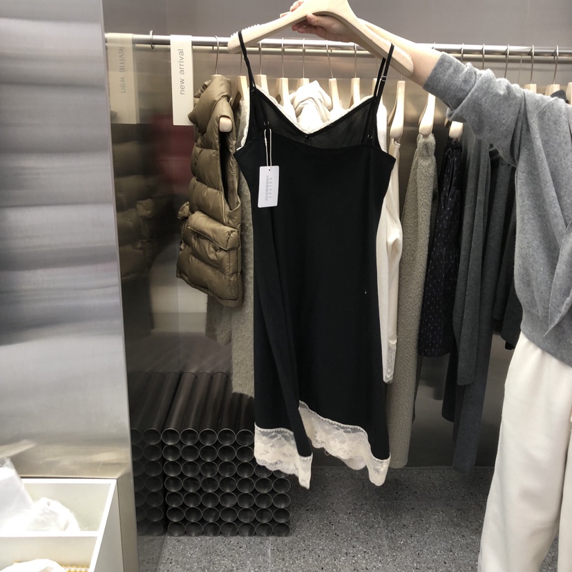 VELVET UNDERGROUND韓國直郵㊣女裝新品推薦時尚連衣裙蕾絲VELVET UNDERGROUND連衣裙