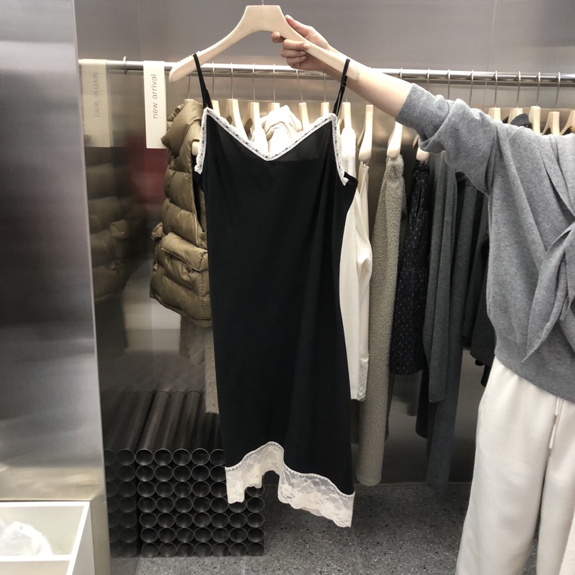 VELVET UNDERGROUND韓國直郵㊣女裝新品推薦時尚連衣裙蕾絲VELVET UNDERGROUND連衣裙圖色2