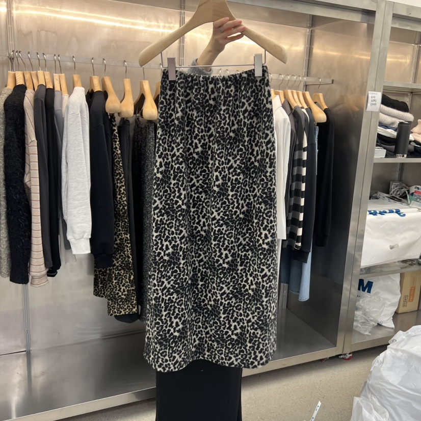 ESSENCE東大門㊣直郵女士新品25秋冬時尚真品推薦半身裙中短裙ESSENCE半身裙/中短裙圖色1