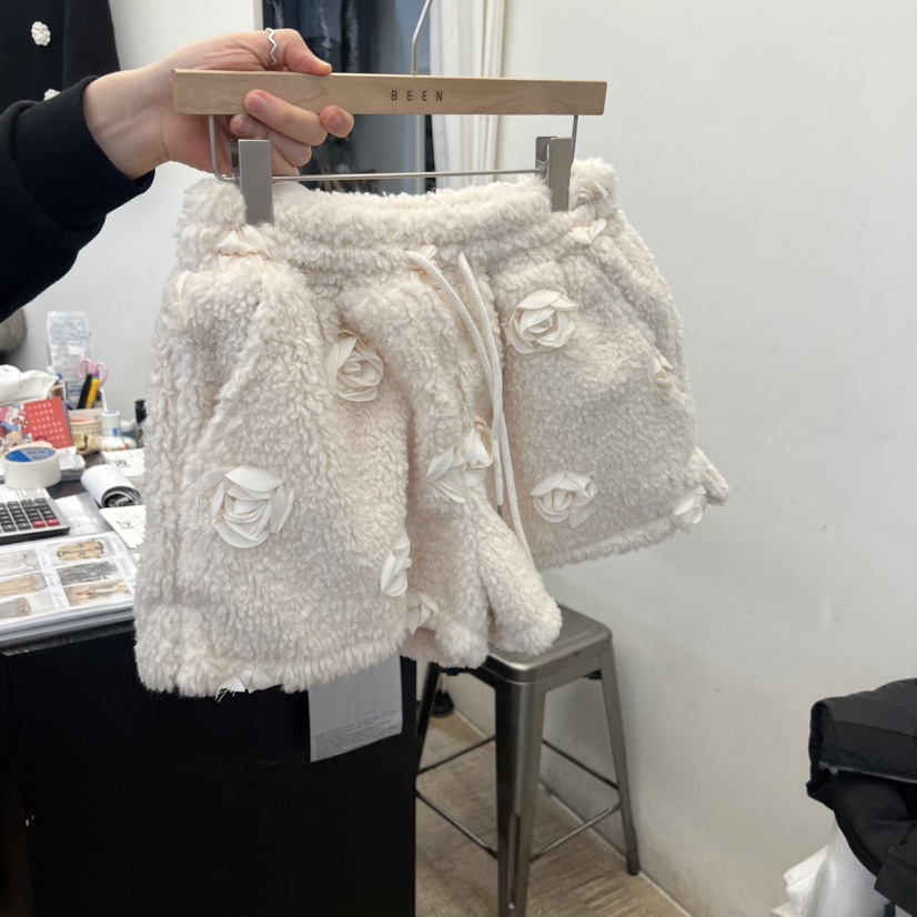 BEEN-A東大門㊣代購女士新款推薦熱賣真品休閑人氣短褲花朵BEEN-A短褲圖色1