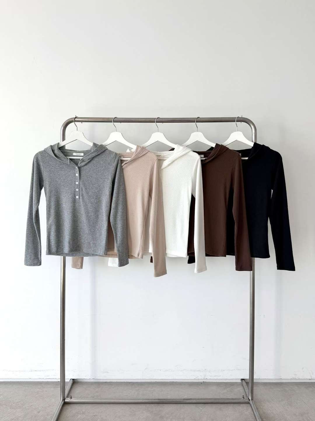 QUEENS MADE韓國直郵㊣女裝新品熱賣休閑推薦人氣時尚長袖T恤QUEENS MADE長袖T恤圖色2左二色