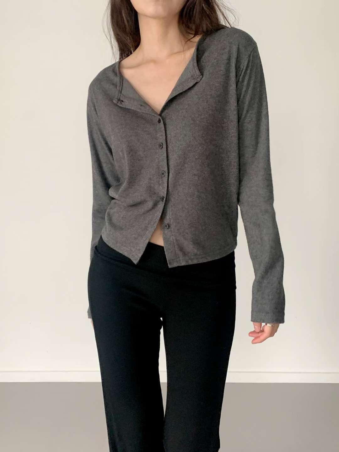 QUEENS MADE韓國直郵㊣女裝新款熱賣推薦時尚真品長袖T恤開衫QUEENS MADE長袖T恤