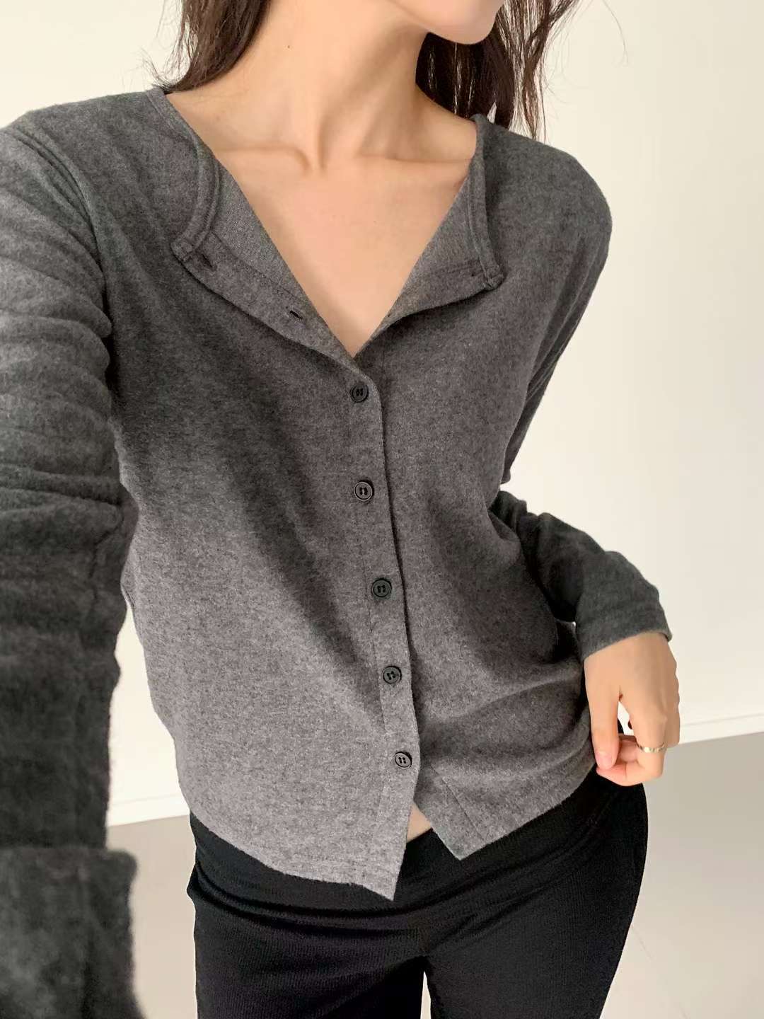 QUEENS MADE韓國直郵㊣女裝新款熱賣推薦時尚真品長袖T恤開衫QUEENS MADE長袖T恤