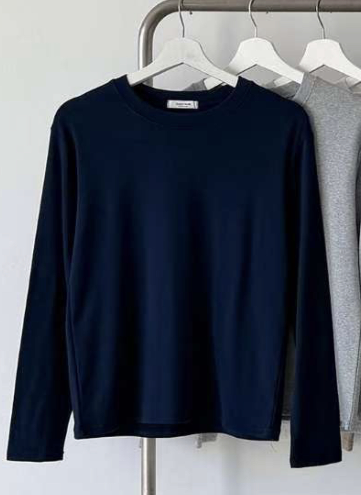 QUEENS MADE東大門㊣實拍女裝新品休閑熱賣職業人氣長袖T恤QUEENS MADE長袖T恤圖色1