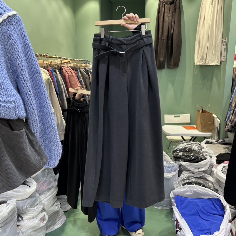 ROMANTIC NEWYORK韓國代購㊣女裝新品真品休閑休閑褲含腰帶ROMANTIC NEWYORK休閑褲圖色2