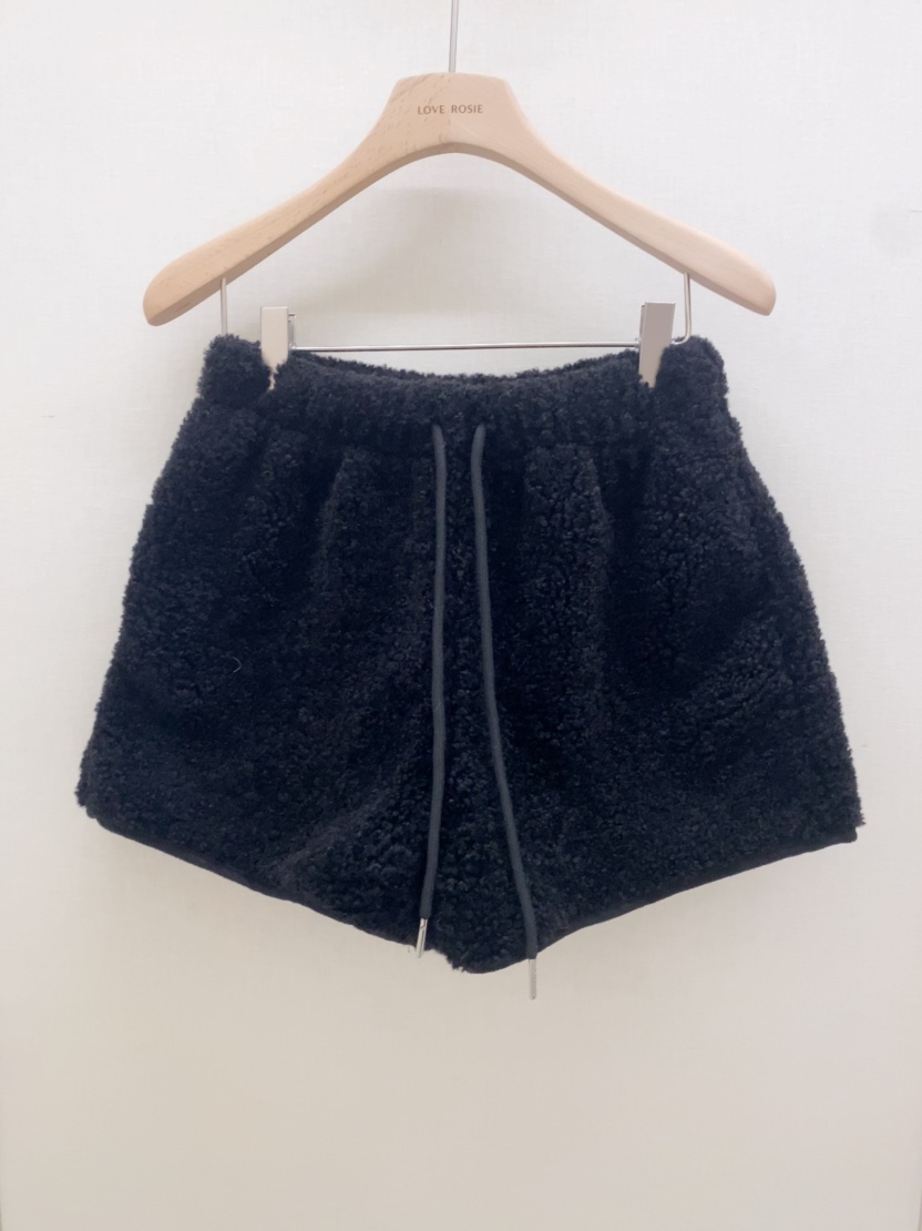 LOVE ROSIE韓國直郵㊣女士新品職業人氣真品推薦25秋冬短褲羊毛LOVE ROSIE短褲圖色3
