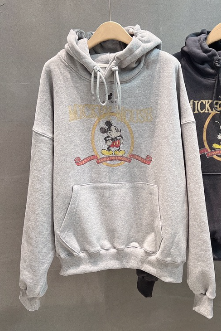 GLAD SOME東大門㊣直郵女裝新品時尚人氣真品熱賣衛衣兜帽GLAD SOME衛衣圖色1