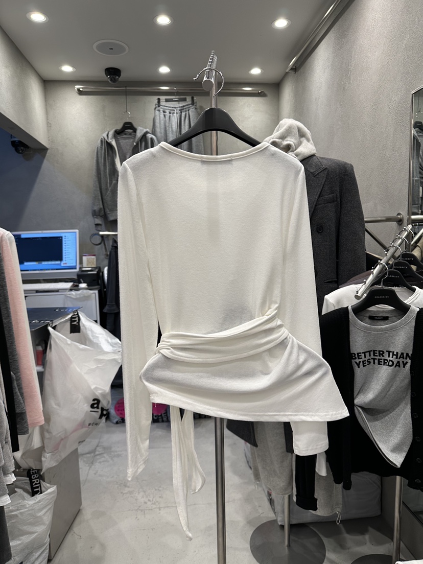CELEBRITY-A韓國直郵㊣女士新款真品25秋冬人氣熱賣長袖T恤CELEBRITY-A長袖T恤