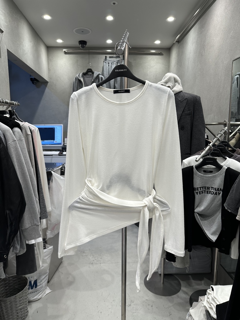 CELEBRITY-A韓國直郵㊣女士新款真品25秋冬人氣熱賣長袖T恤CELEBRITY-A長袖T恤圖色1