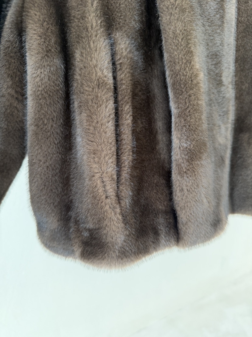 LAUNDRY東大門㊣直郵女裝新品真品人氣熱賣推薦時尚短款大衣LAUNDRY短款大衣