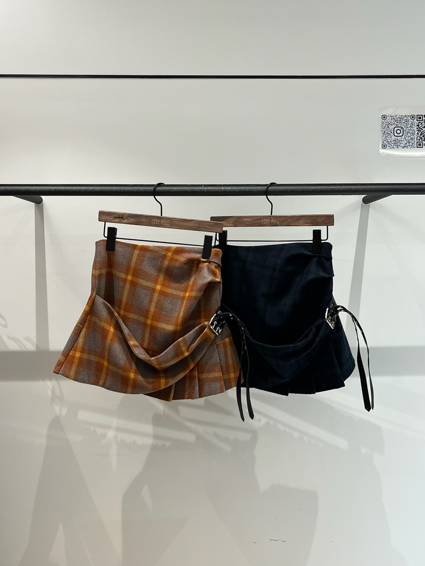 LOVE PULL韓國直郵㊣女裝新品人氣時尚熱賣職業推薦休閑短裙LOVE PULL短裙圖色2左二色