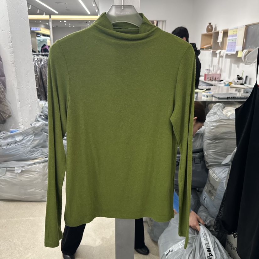 HELVETICA韓國直郵㊣女士新品真品人氣推薦長袖T恤安哥拉高領HELVETICA長袖T恤圖色2