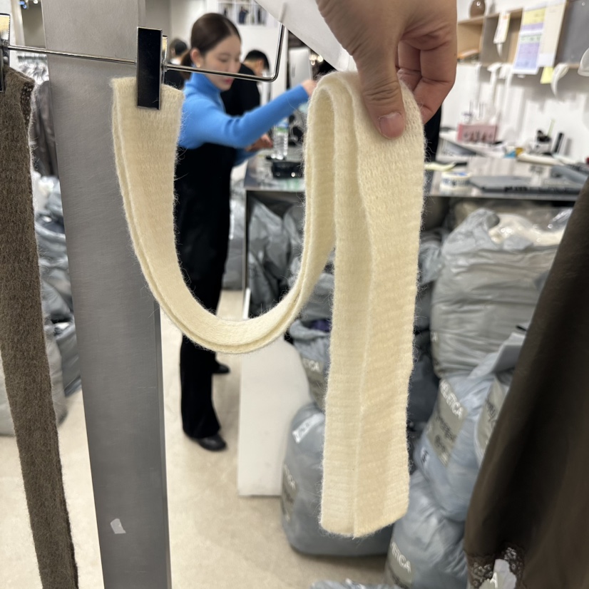 HELVETICA韓國直郵㊣女士新款人氣職業真品圍巾披肩羊駝圍巾HELVETICA圍巾/披肩圖色1