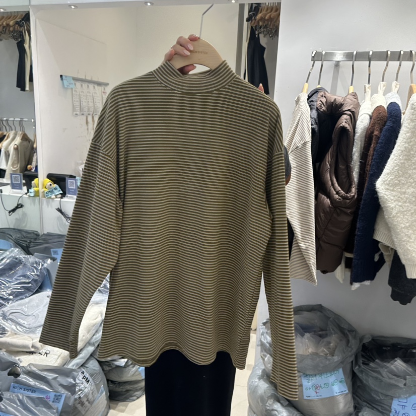 RICH SISTER東大門㊣實拍女士新品時尚推薦25秋冬熱賣長袖T恤RICH SISTER長袖T恤圖色1