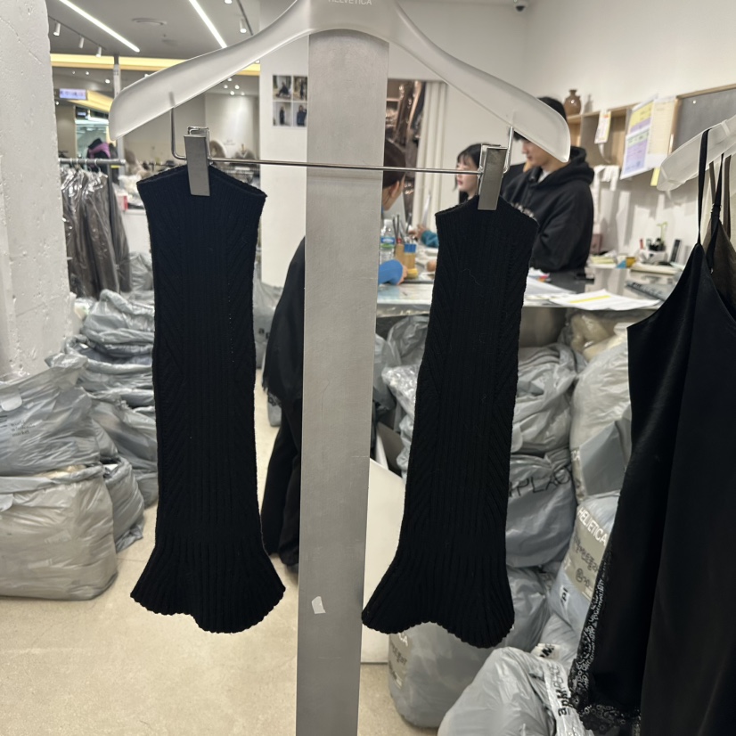 HELVETICA韓國直郵㊣女士新款真品人氣25秋冬職業時尚休閑襪子HELVETICA襪子圖色2黑色