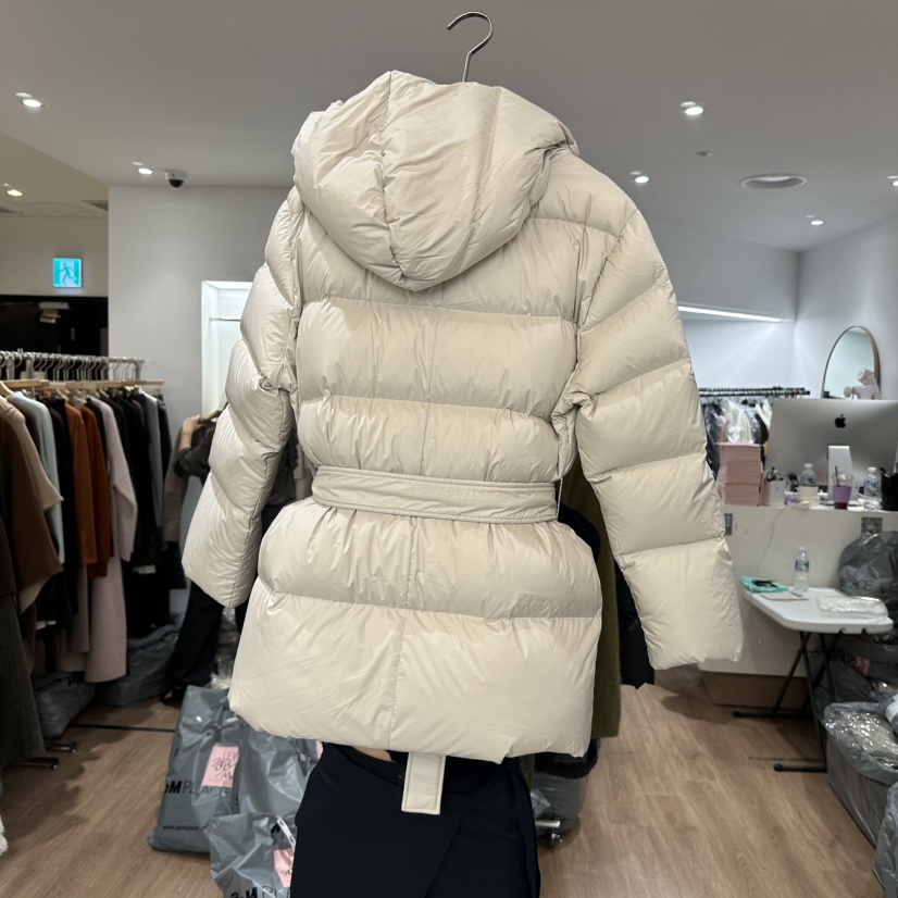 LEWIN東大門㊣實拍女裝新款推薦真品職業短款羽絨服含腰帶鴨絨LEWIN短款羽絨服