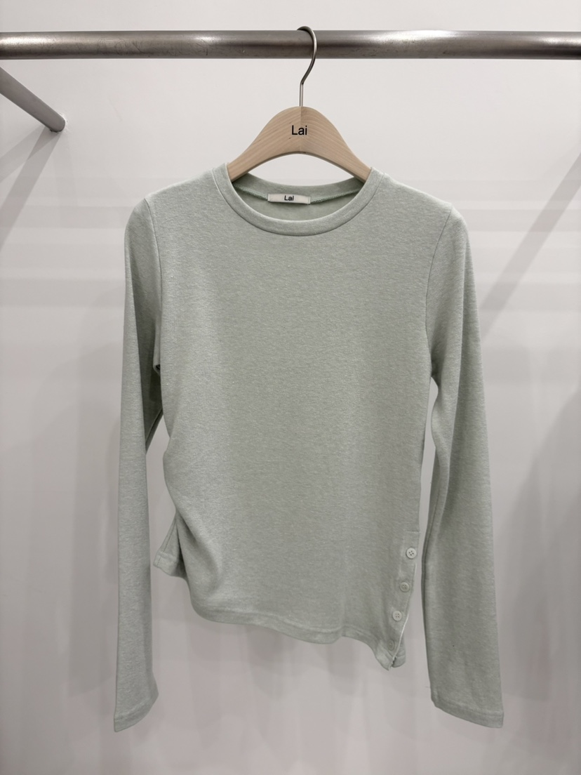 LAI東大門㊣直郵女士新款熱賣職業休閑真品長袖T恤褶皺紐扣Lai長袖T恤圖色2