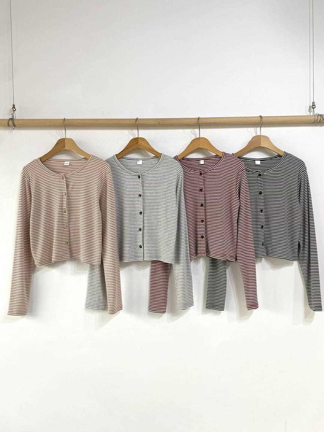 DKS08韓國直郵㊣女士新款時尚真品25秋冬人氣熱賣推薦長袖T恤DKS08長袖T恤圖色2左二色