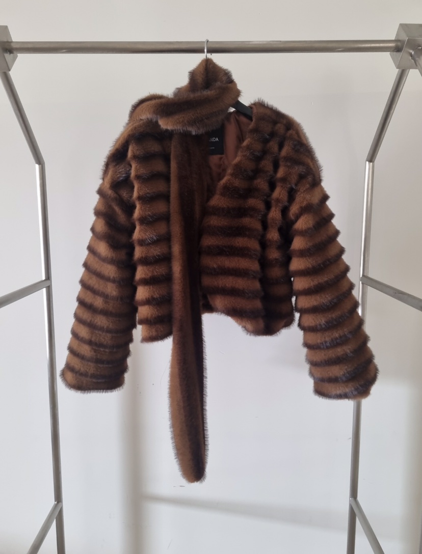 VERANDA東大門㊣實拍女裝新款真品推薦休閑時尚夾克含圍巾毛皮VERANDA夾克圖色1