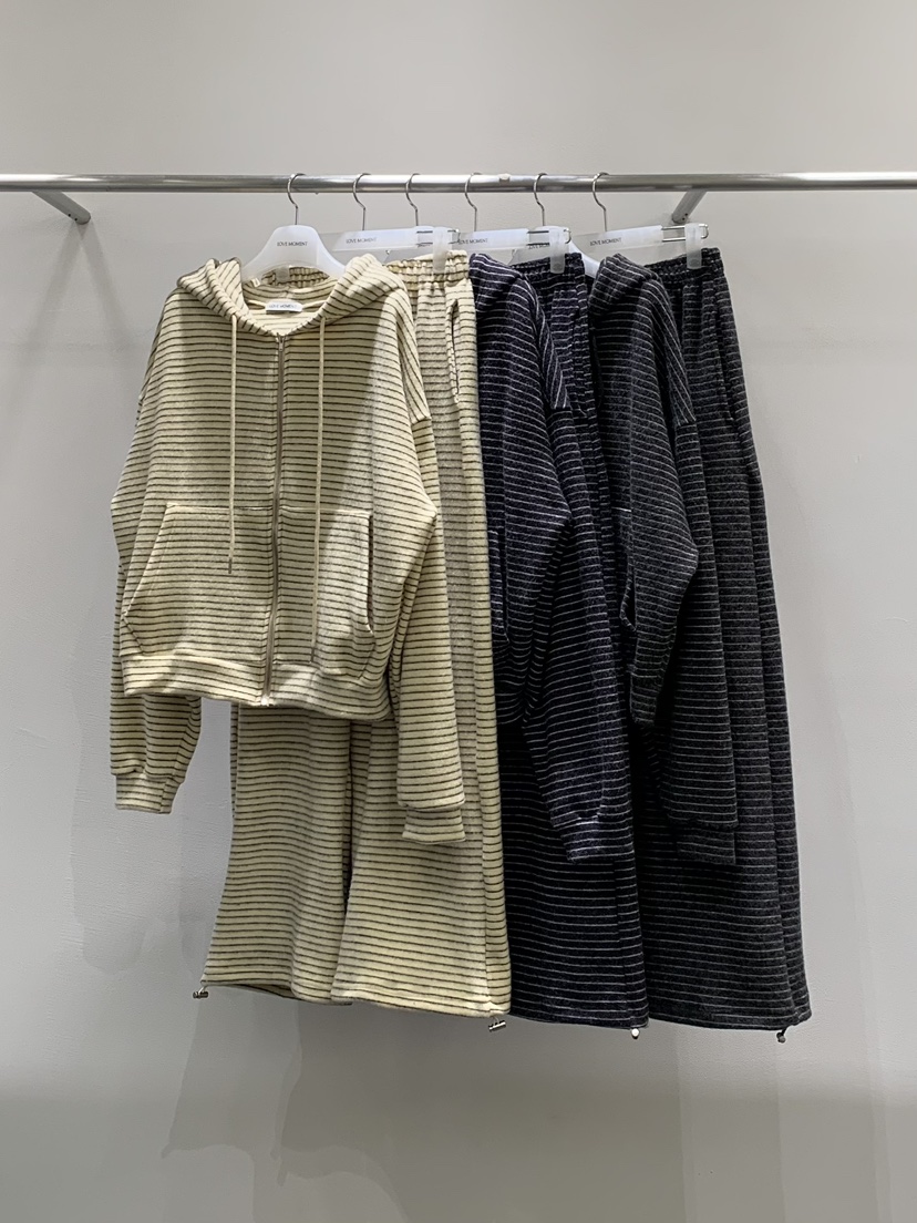 LOVE MOMENT韓國代購㊣女裝新款人氣25秋冬休閑熱賣套裝套裝LOVE MOMENT套裝