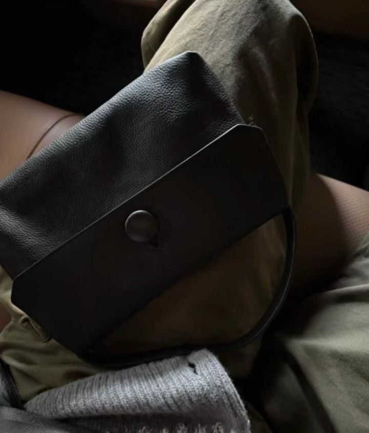 TROUVAILLE東大門㊣代購女士新款推薦職業手拿包腋下包牛皮TROUVAILLE手拿包/腋下包