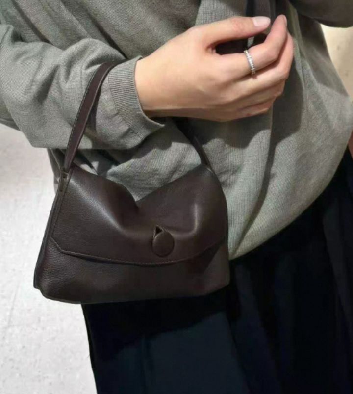 TROUVAILLE東大門㊣代購女士新款推薦職業手拿包腋下包牛皮TROUVAILLE手拿包/腋下包