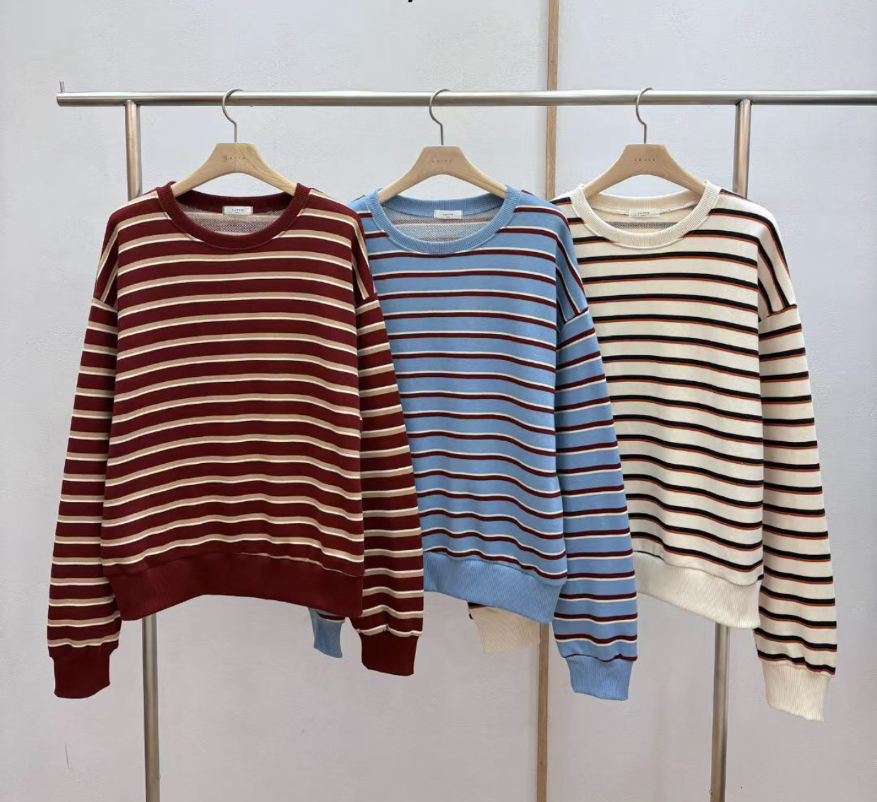 LATTE東大門㊣代購女裝新款職業25秋冬熱賣真品時尚推薦衛衣LATTE衛衣圖色2左二色