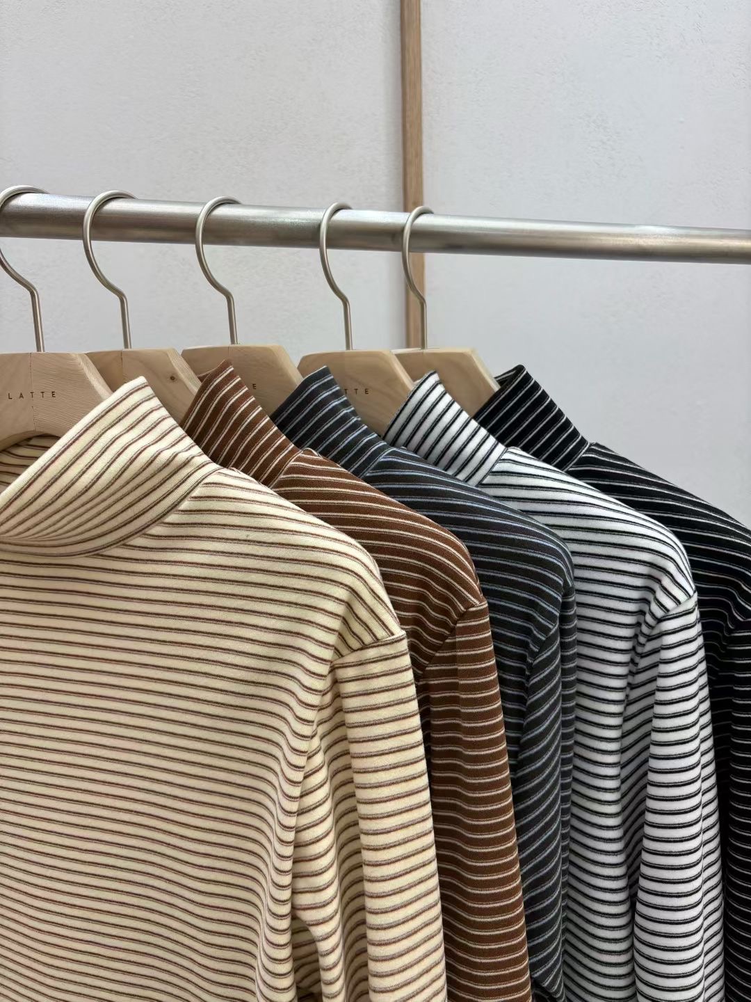 LATTE東大門㊣直郵女裝新款休閑時尚人氣熱賣職業推薦長袖T恤LATTE長袖T恤