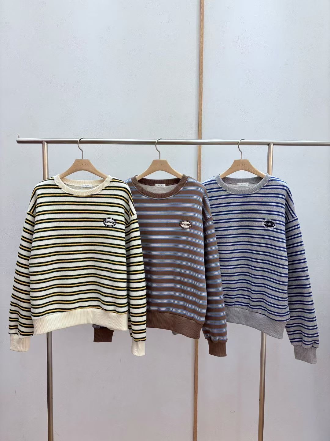 LATTE東大門㊣代購女士新款休閑時尚人氣熱賣真品推薦職業衛衣LATTE衛衣圖色3左三色