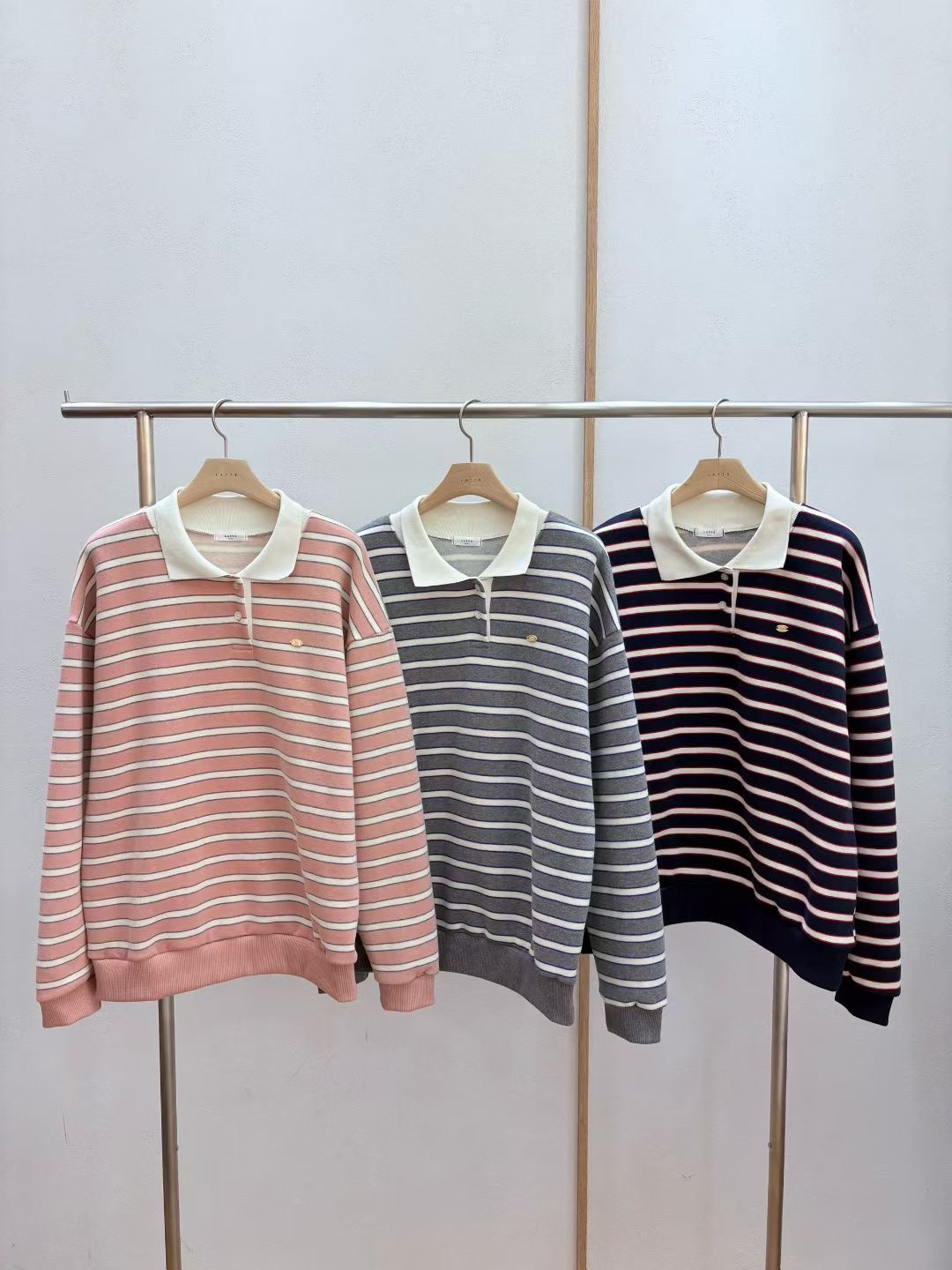 LATTE東大門㊣代購女士新品熱賣時尚推薦人氣職業真品休閑衛衣LATTE衛衣圖色3左三色