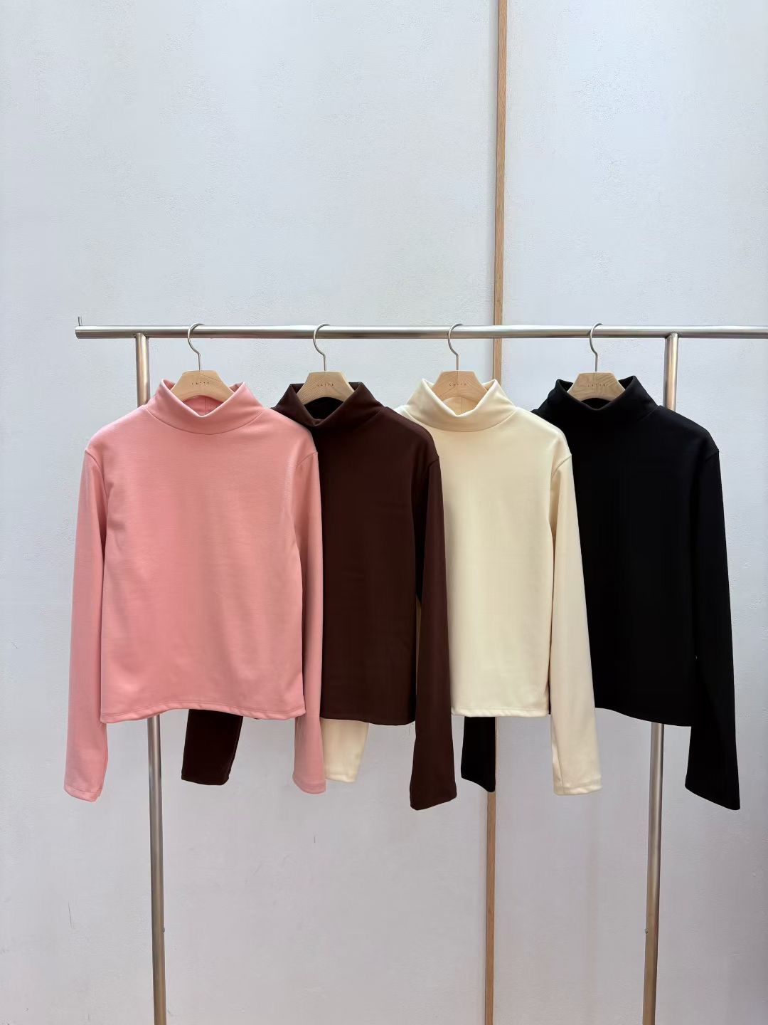 LATTE東大門㊣代購女士新品25秋冬時尚人氣休閑推薦長袖T恤LATTE長袖T恤圖色4左四色