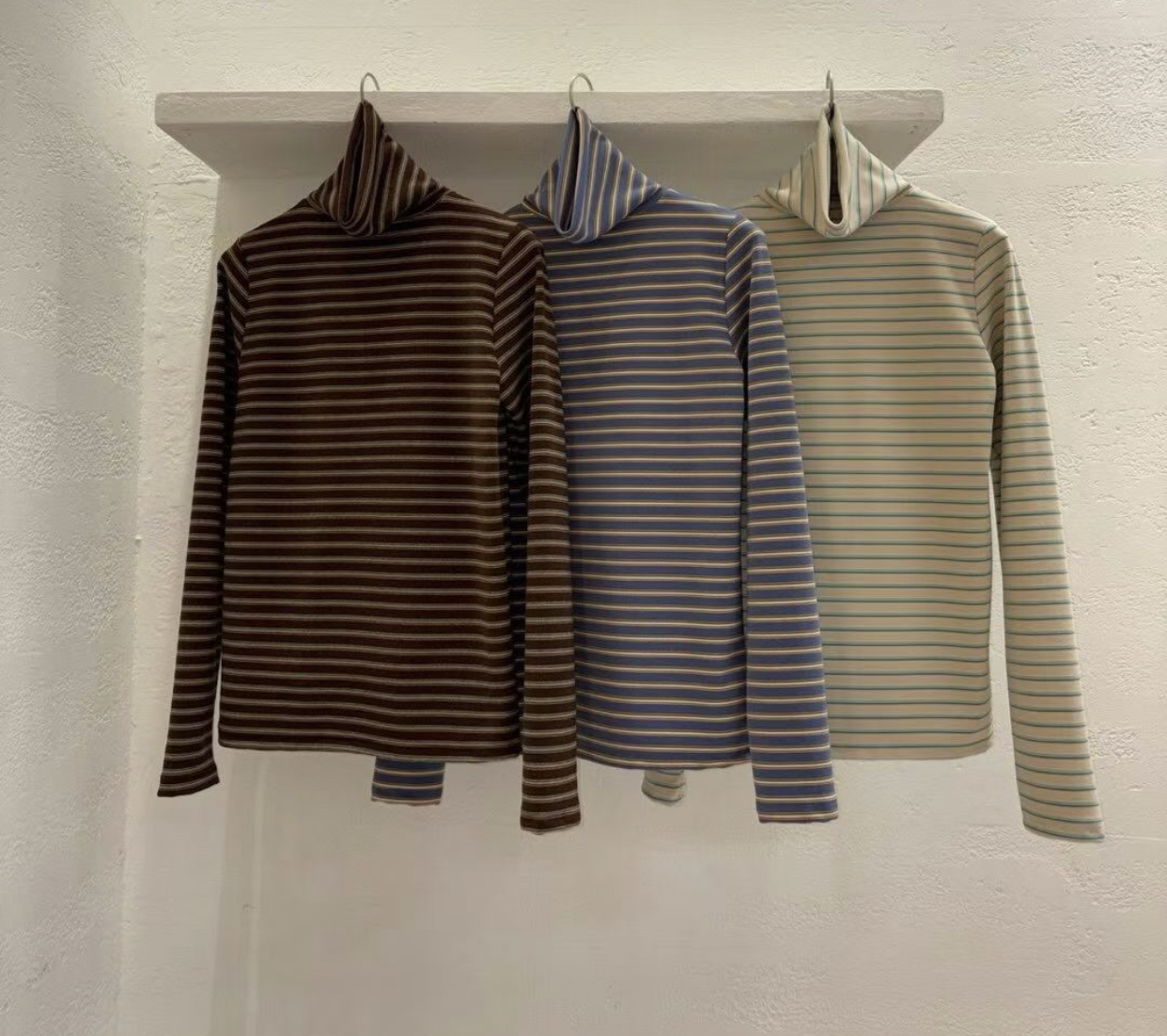 LATTE韓國直郵㊣女士新品熱賣推薦人氣職業25秋冬長袖T恤羊毛LATTE長袖T恤圖色3左三色