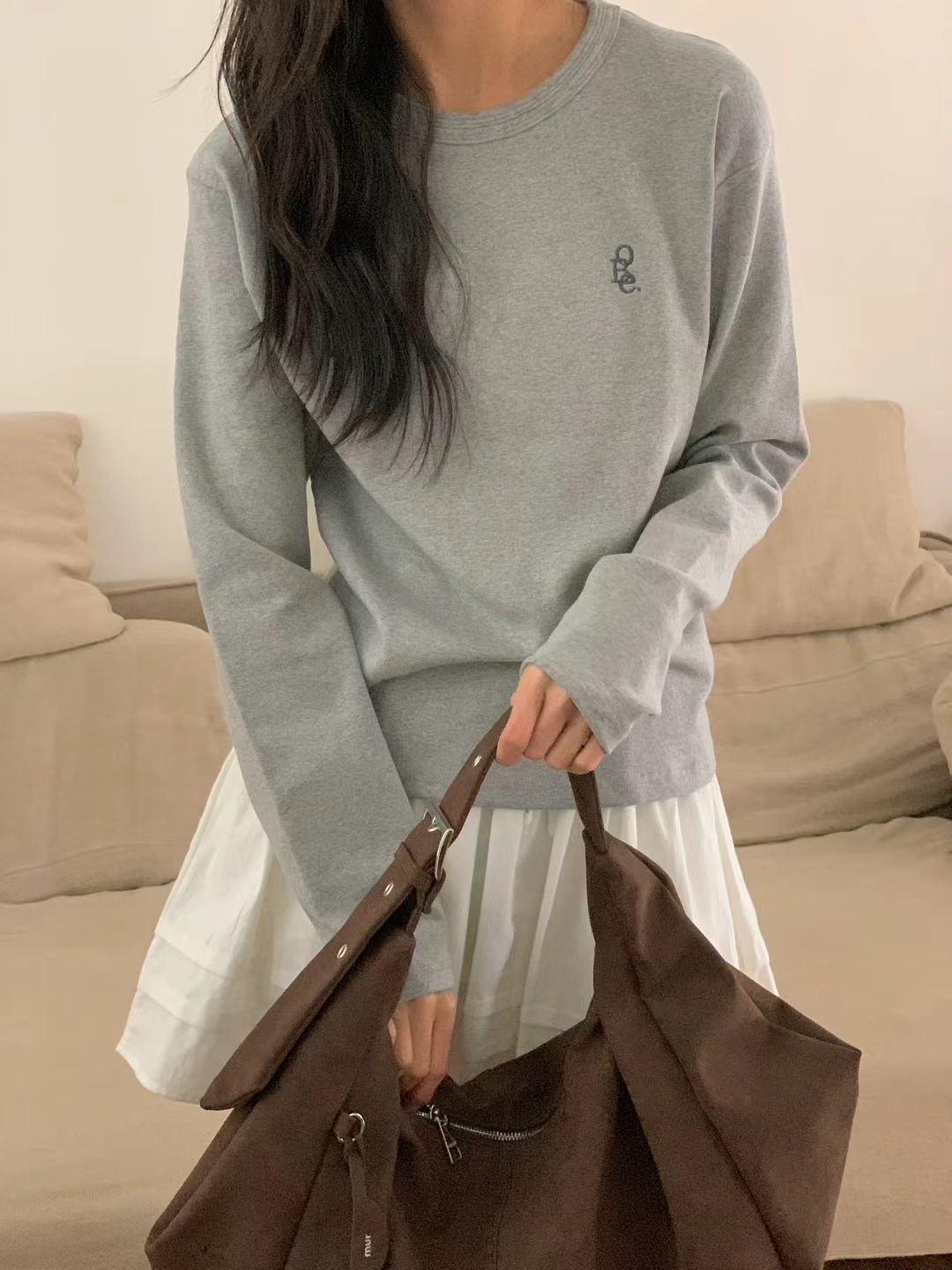 OBE東大門㊣實拍女士新品熱賣職業25秋冬人氣時尚休閑長袖T恤OBE長袖T恤圖色2