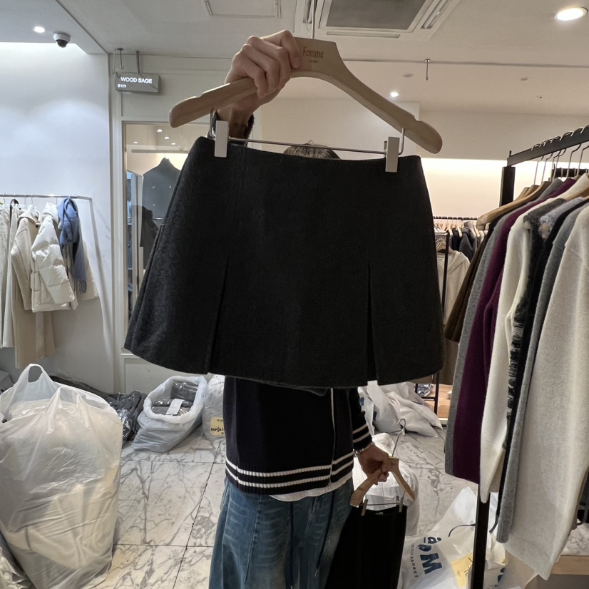 LA MAGIE FEMME韓國代購㊣女裝新品時尚職業人氣熱賣短裙Lamagie Femme短裙圖色2