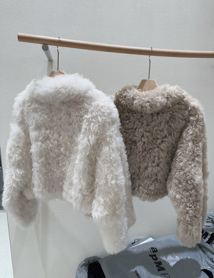 MARKE-P東大門㊣直郵女裝新款休閑熱賣時尚短款大衣真羊皮MARKE-P短款大衣