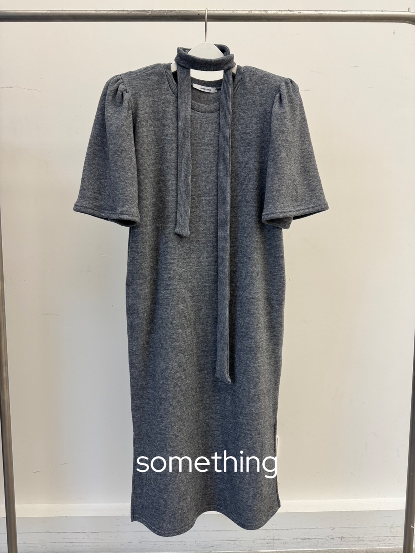 SOMETHING-L/FANCY韓國代購㊣女裝新款熱賣25秋冬人氣連衣裙SOMETHING-L/FANCY連衣裙圖色2